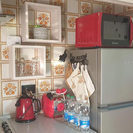 "Casa Mafalda" Zona Stazione - Centro Storico - Teatro Con Parcheggio Interno Imola Luaran gambar
