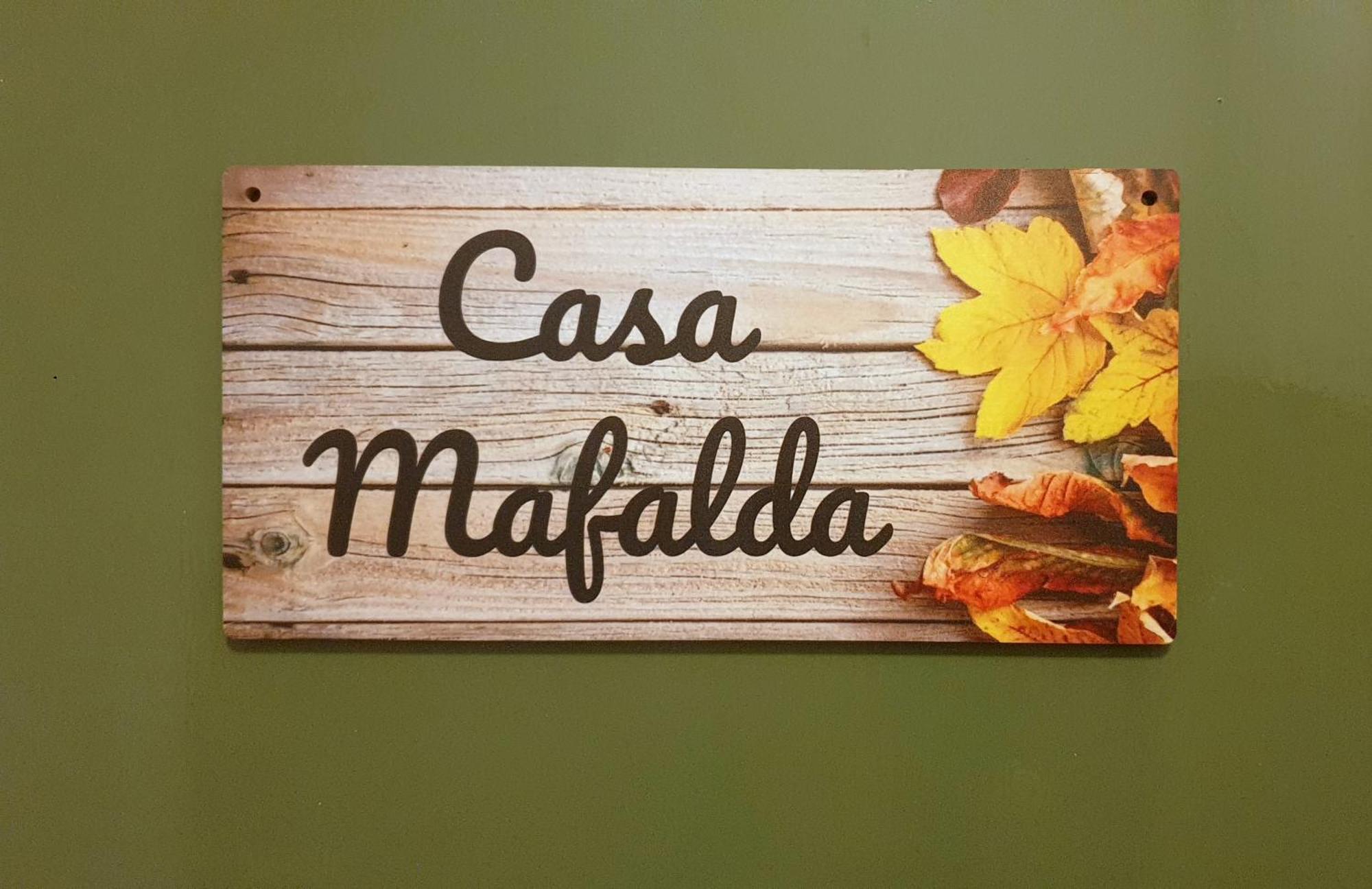 "Casa Mafalda" Zona Stazione - Centro Storico - Teatro Con Parcheggio Interno Imola Luaran gambar